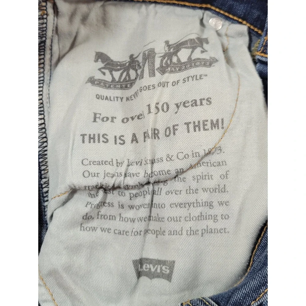 Levis down levi fit