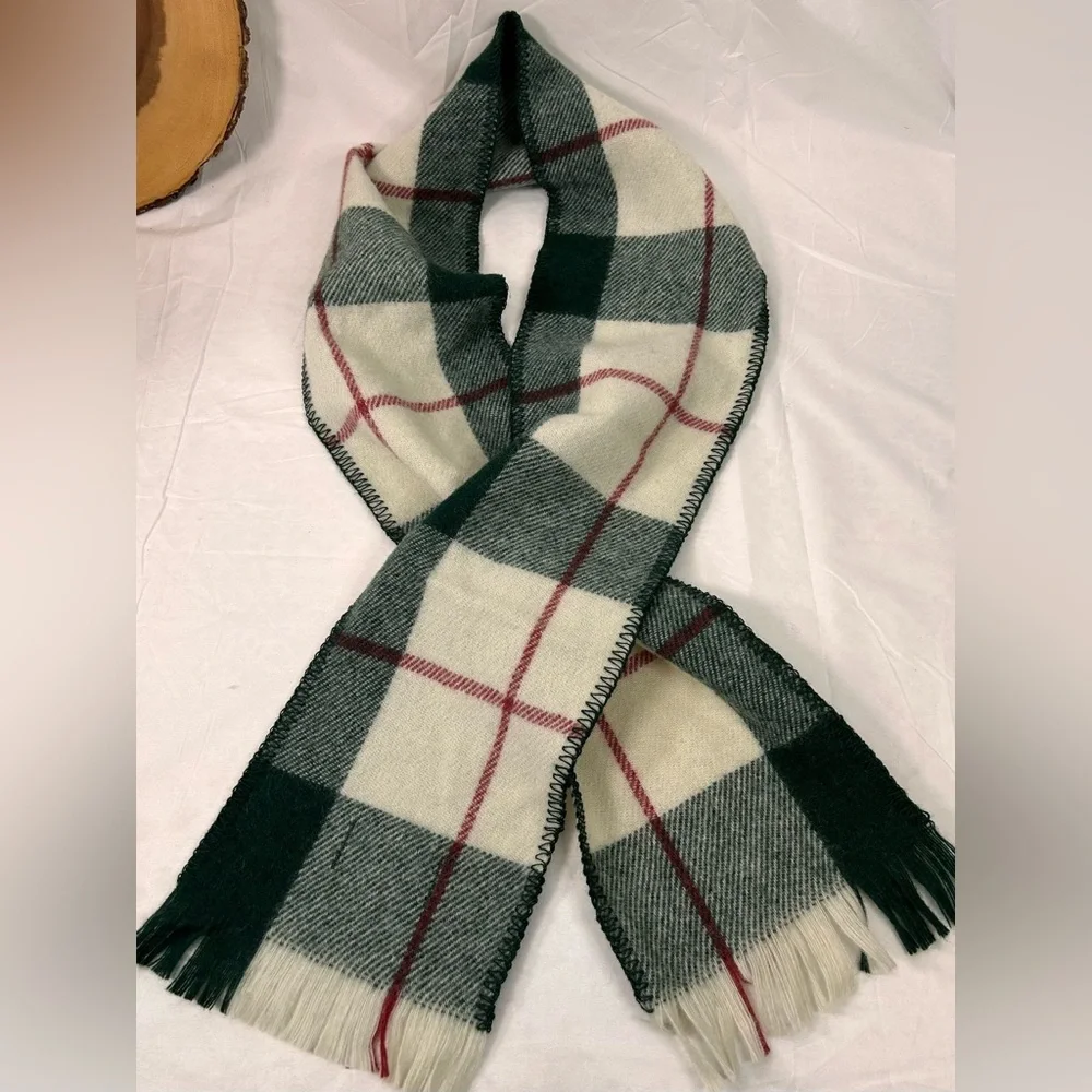 Amana cozy plaid