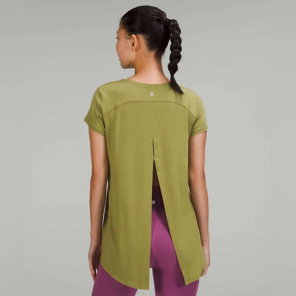 Lululemon Modal Open Up Tie Back T-Shirt Bronze Green Size M Yoga Run Tee