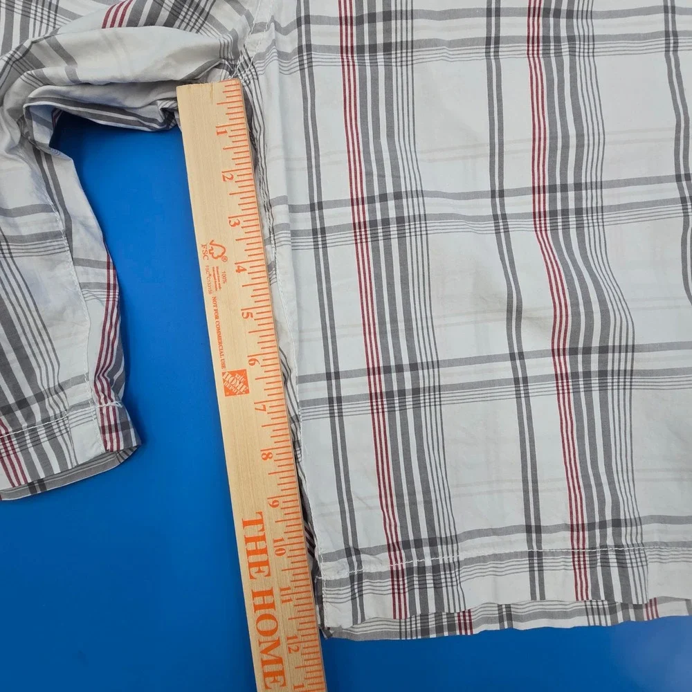 Guess classic plaid