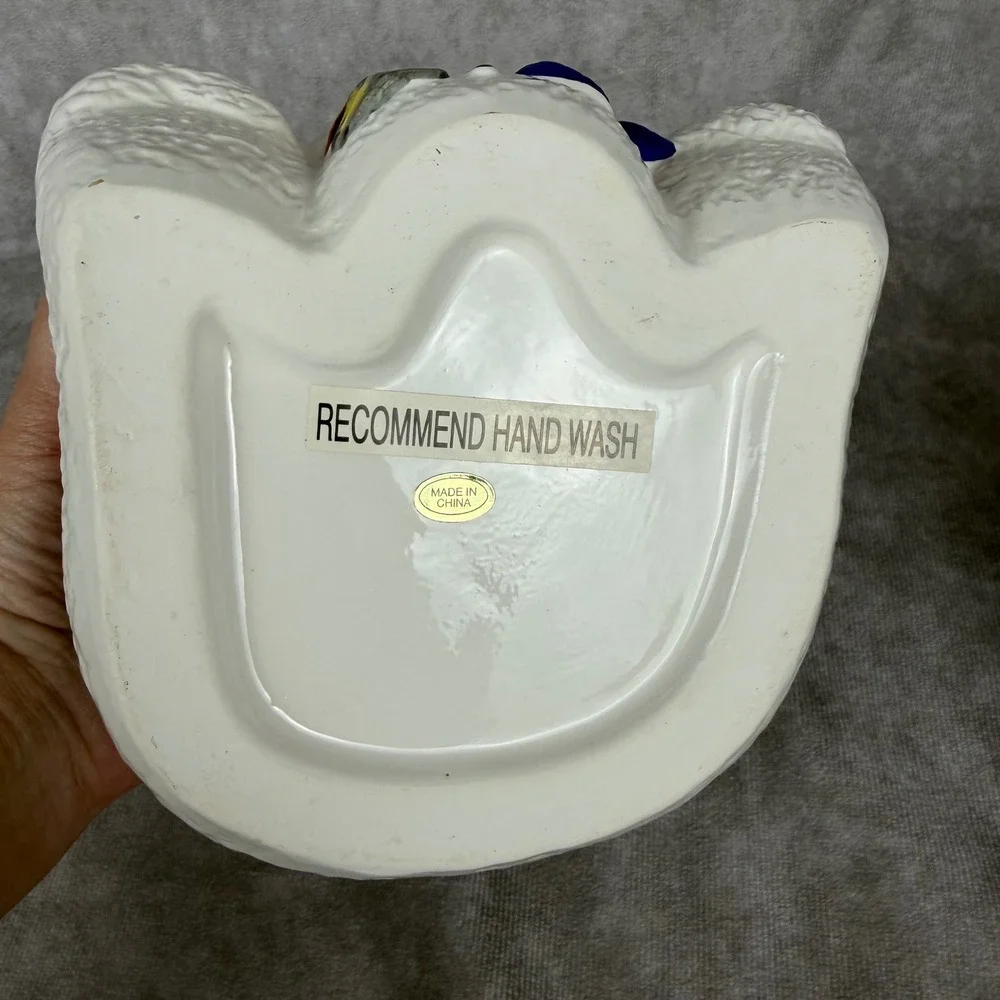 N/A ceramic snowman