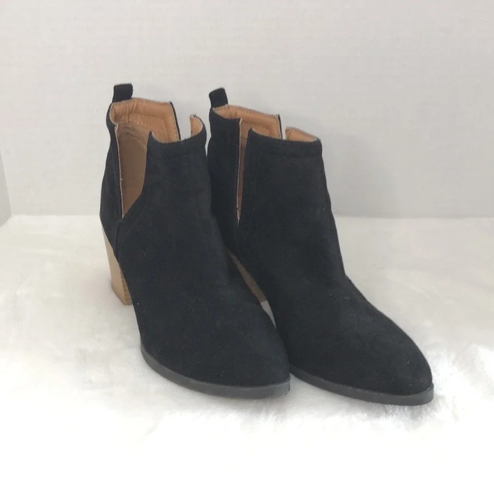 QUPID Black Suede‎ Block Heel Bootie Ankle Boot Women Size 5 Classic