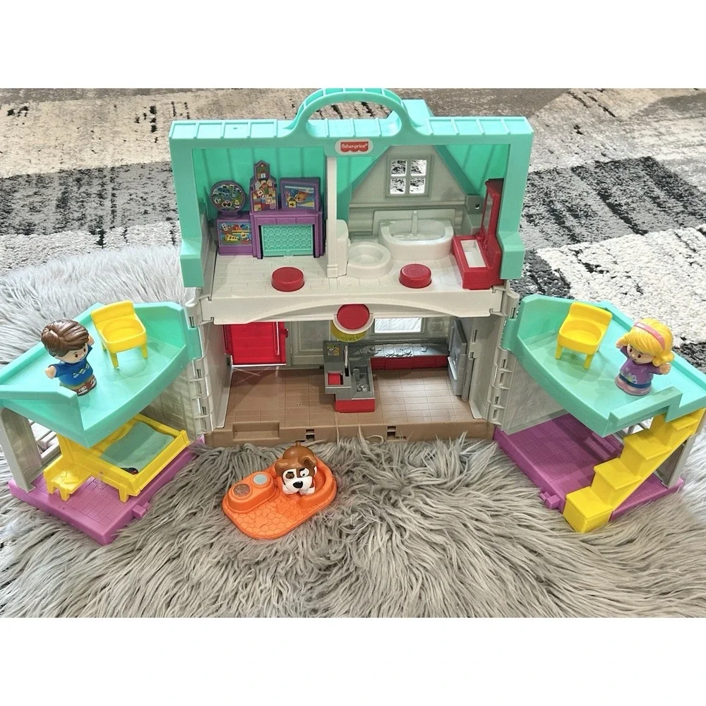 Little People Big Helpers Home Interactive House +  3 Figures Lights &  Sounds
