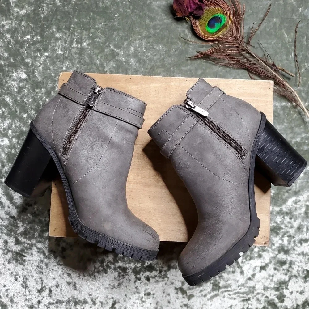 Circus by Sam Edelman gently used