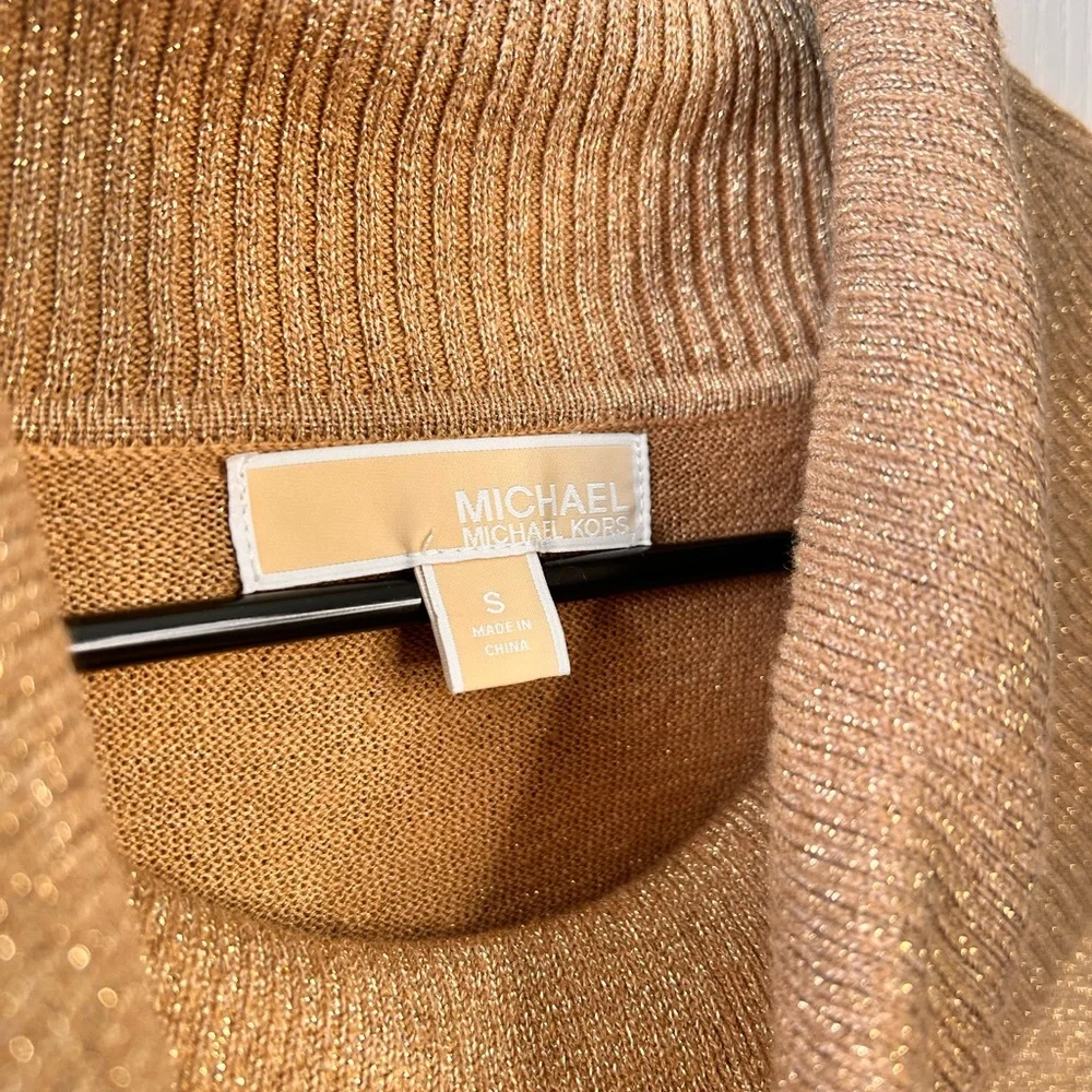 Michael Kors elegant cowl