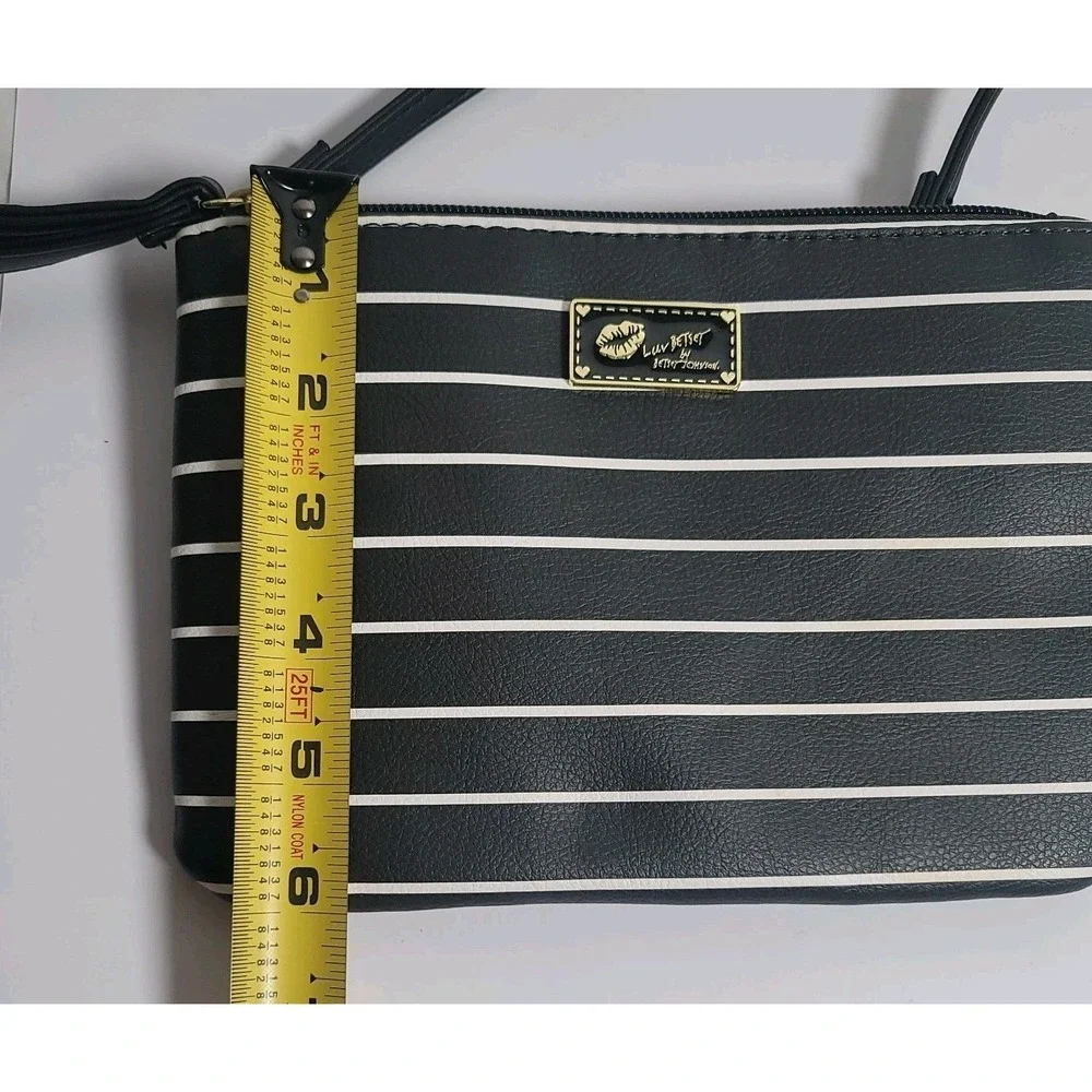 Betsey Johnson betsy johnson