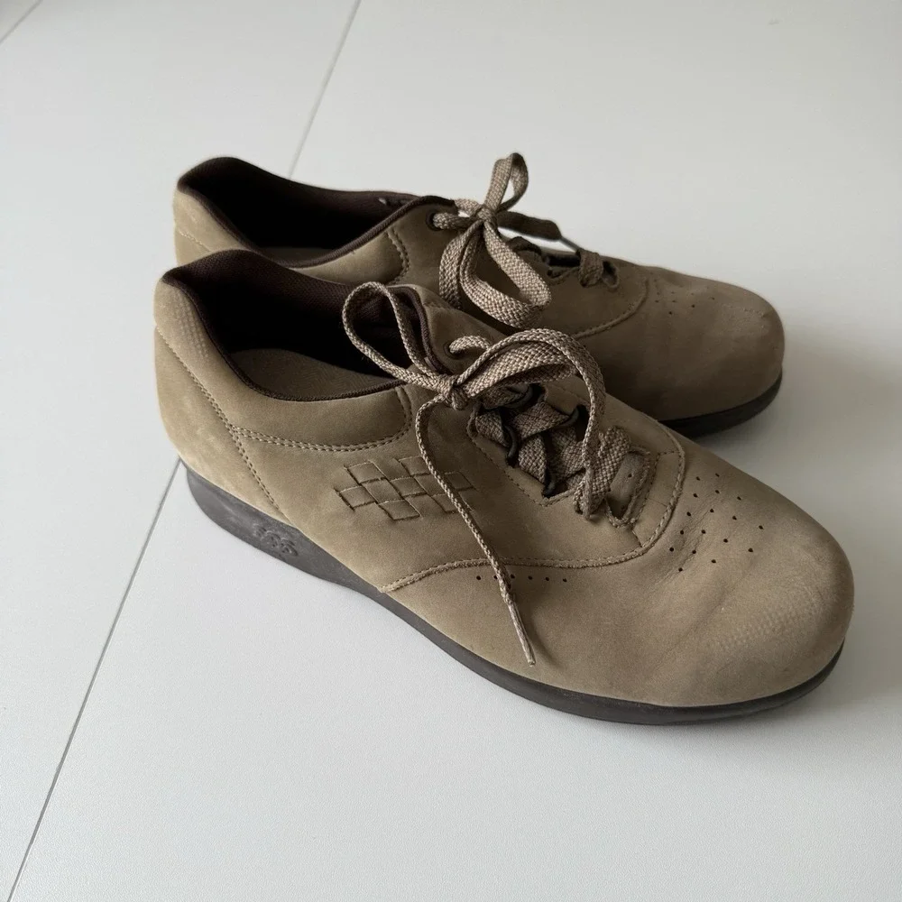 SAS some scuffs