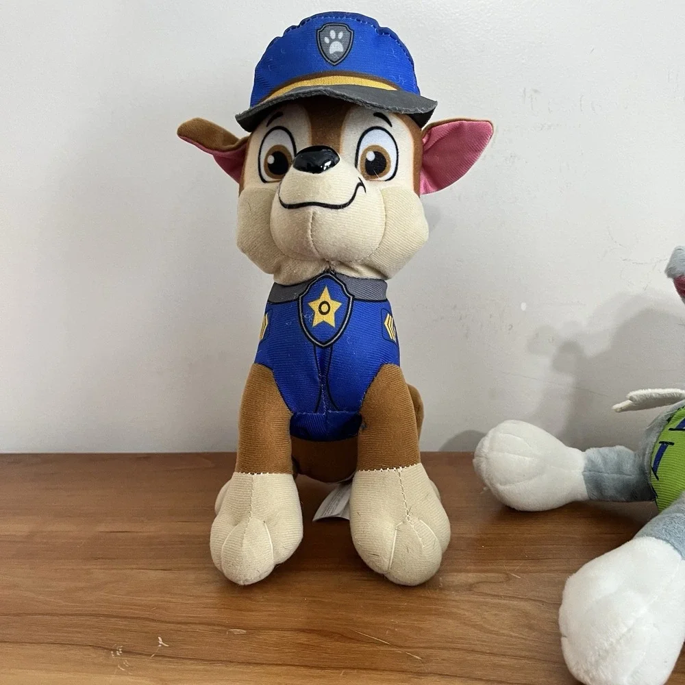 Nickelodeon lot paw