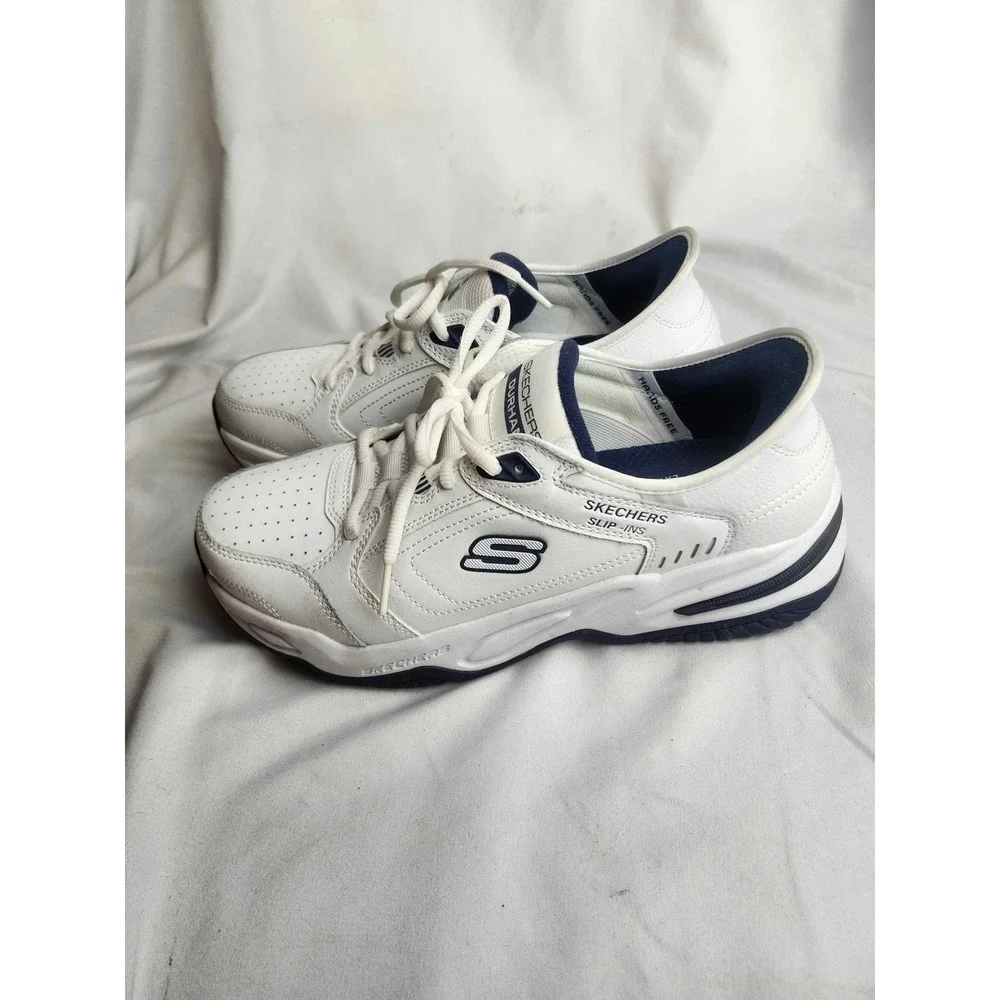 Skechers exact item