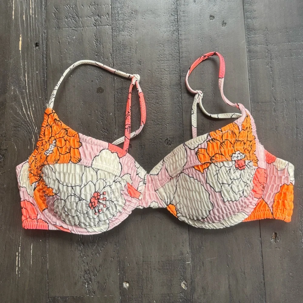 Triangl | Floral Bikini Top in Pink‎ and Orange