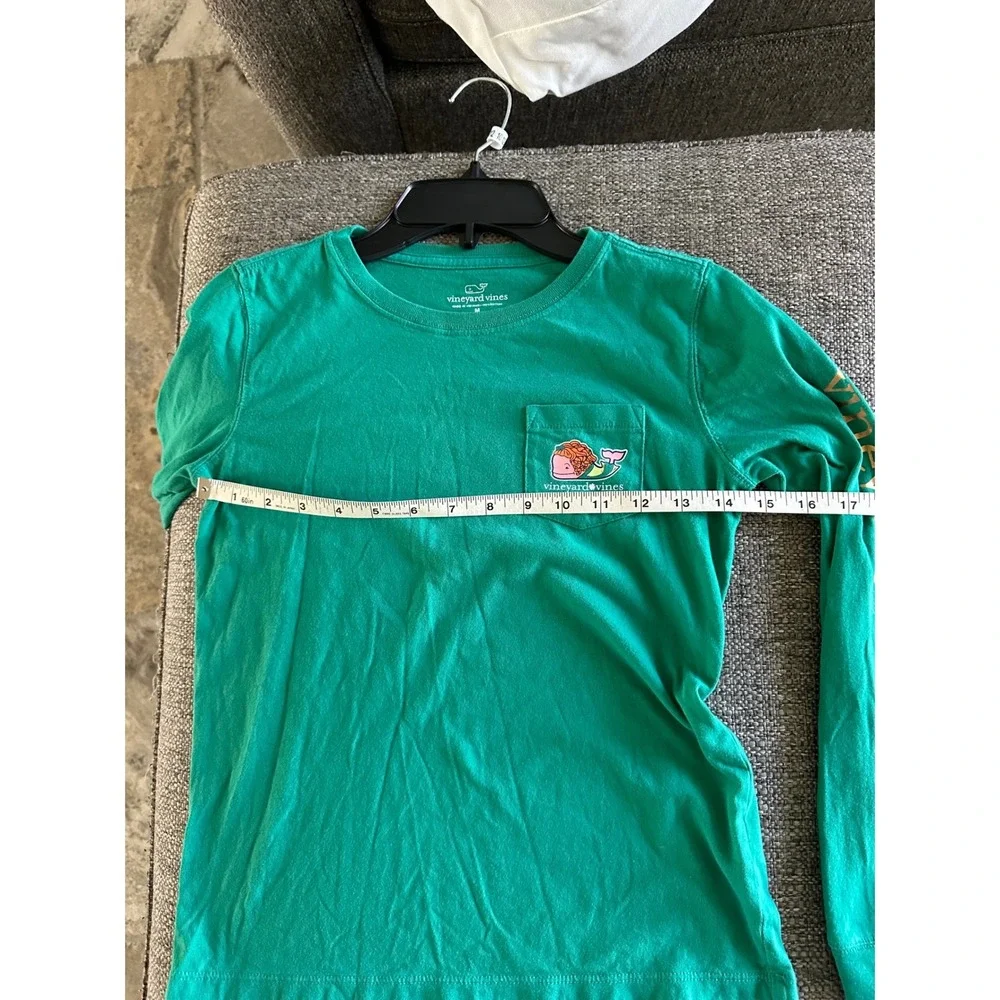 Vineyard Vines text euc pit