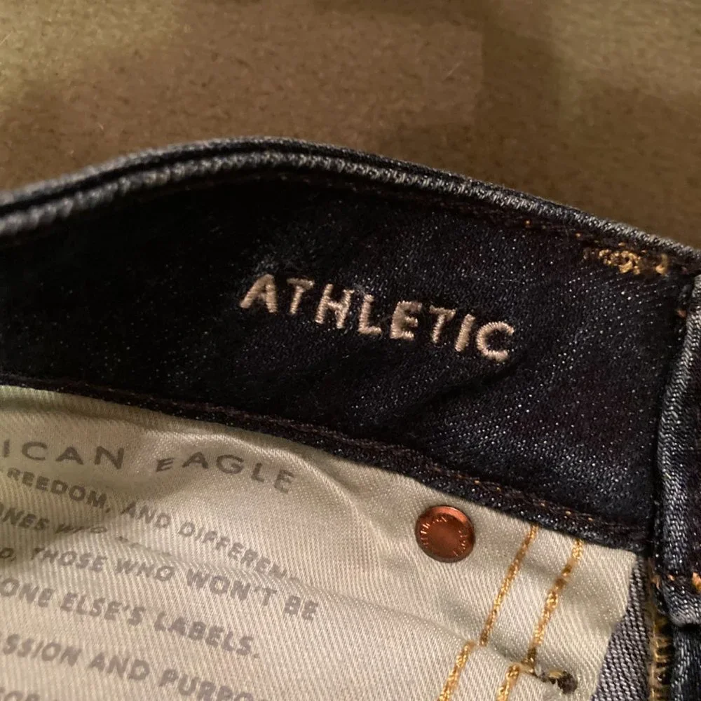 American Eagle Outfitters sign nwot