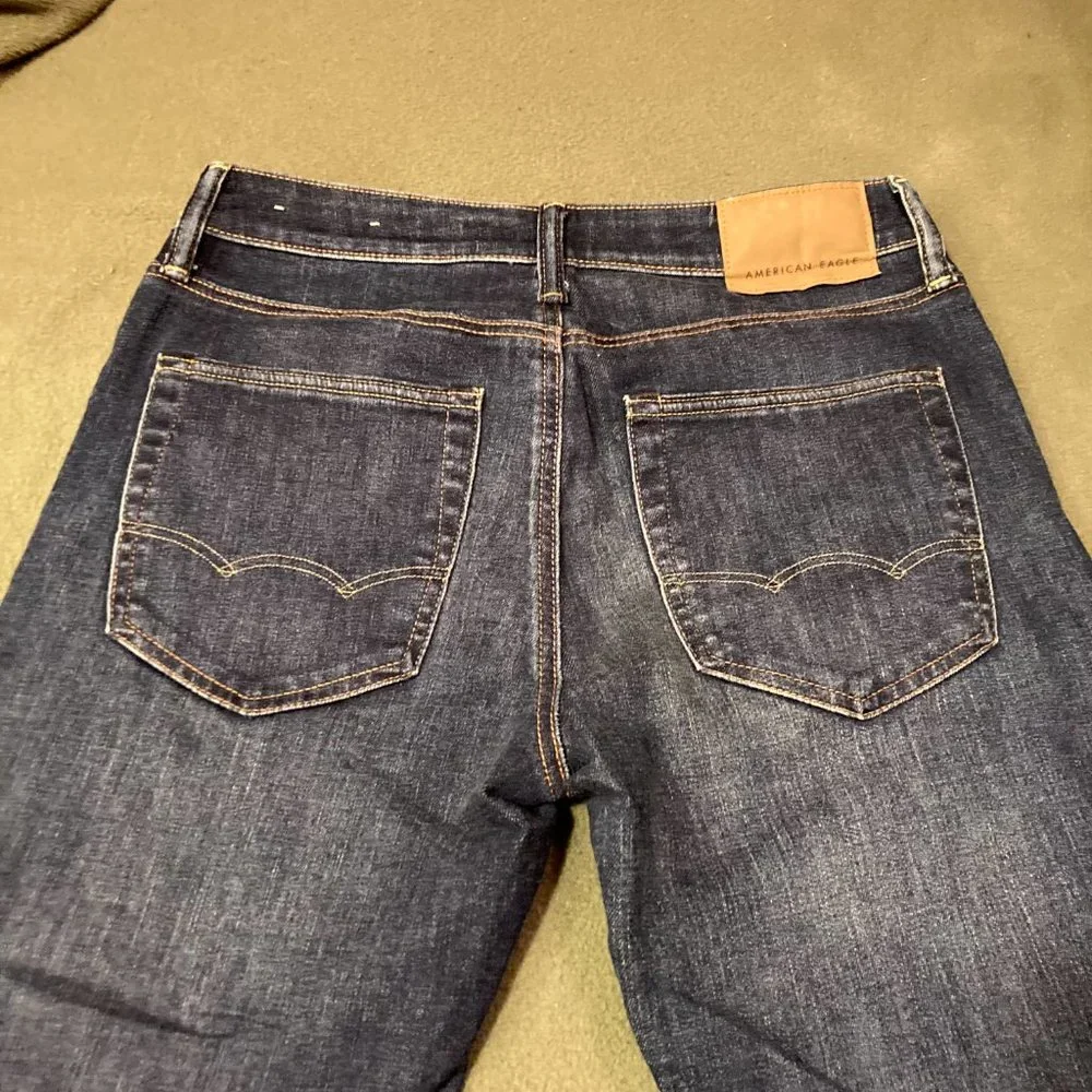 American Eagle Outfitters happyjb pet