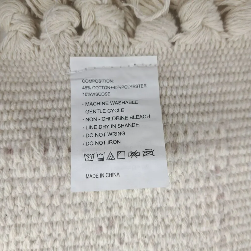 NWOT Boho Tassel Rug Large‎ Cream 95 In x 32 In Area Rug Bathroom Bedroom Entry