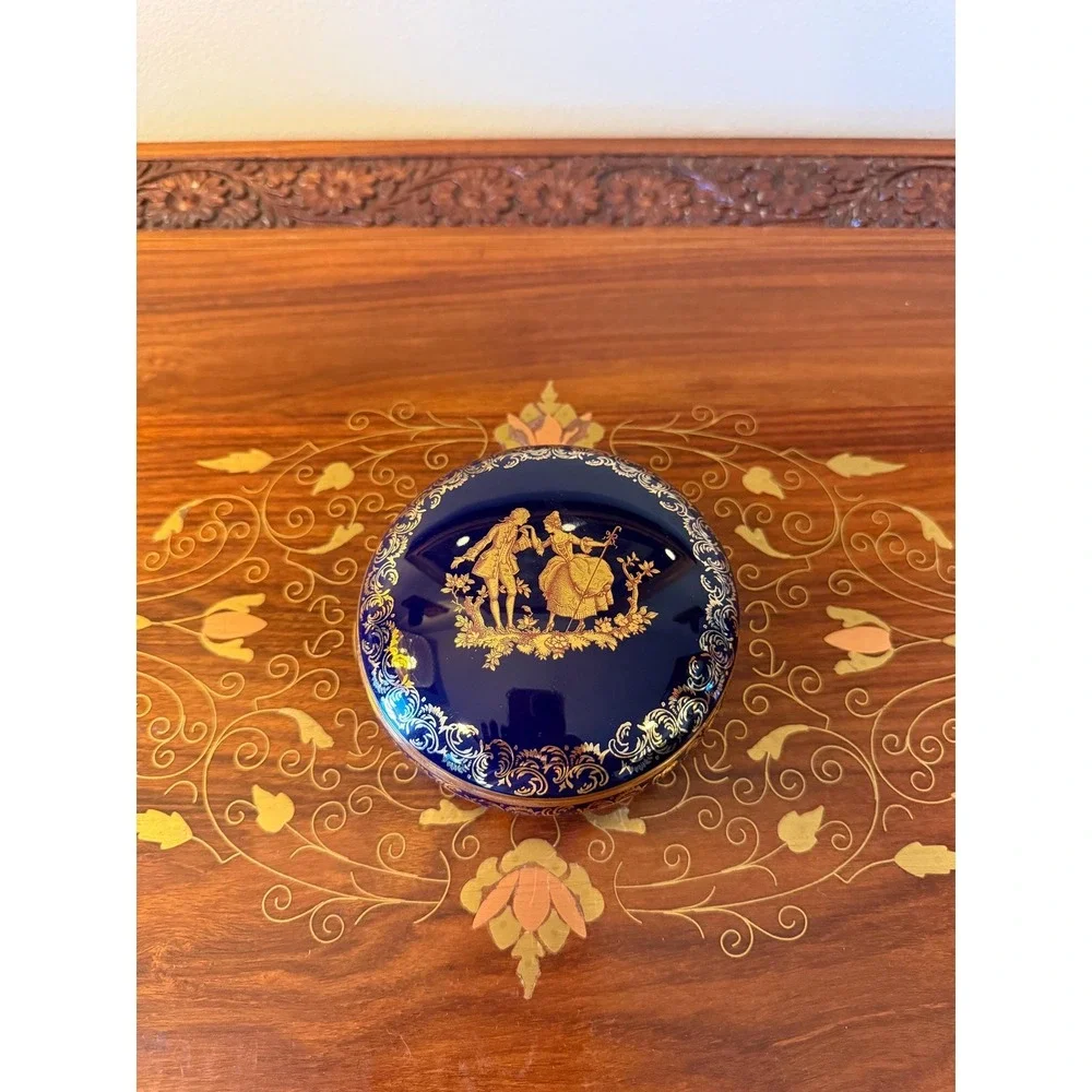 Limoges 18th beautifully