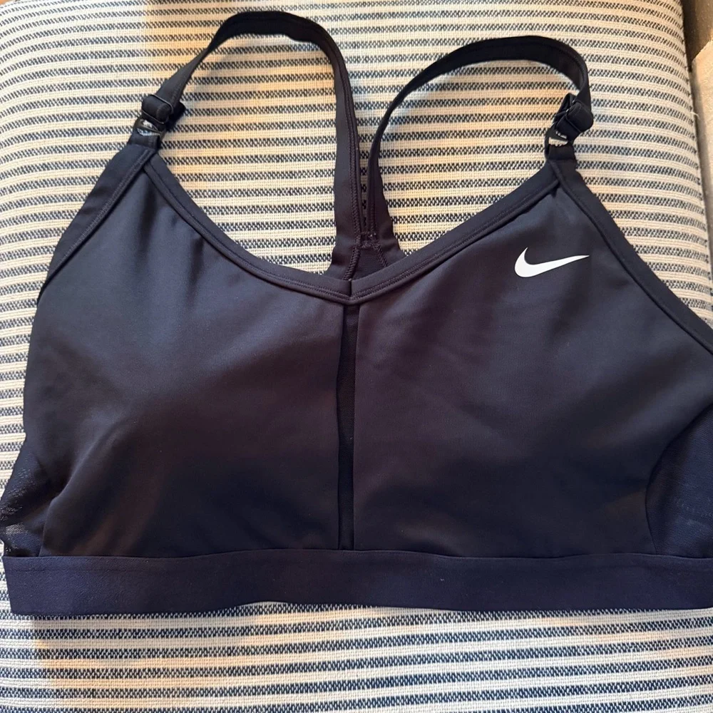Nike Indy Black Sports‎ Bra
