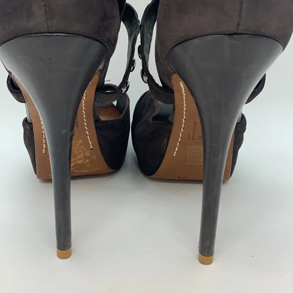 SCHUTZ flawed* brown