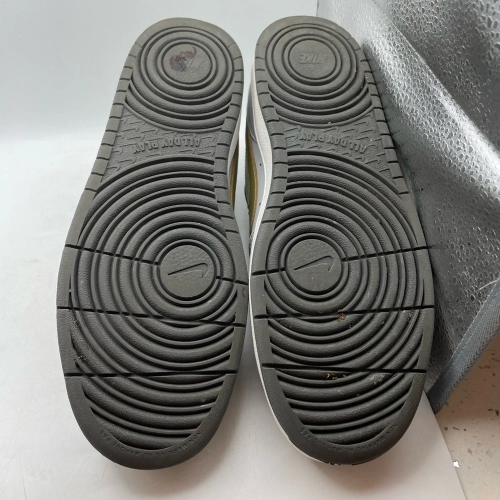 Nike gently used