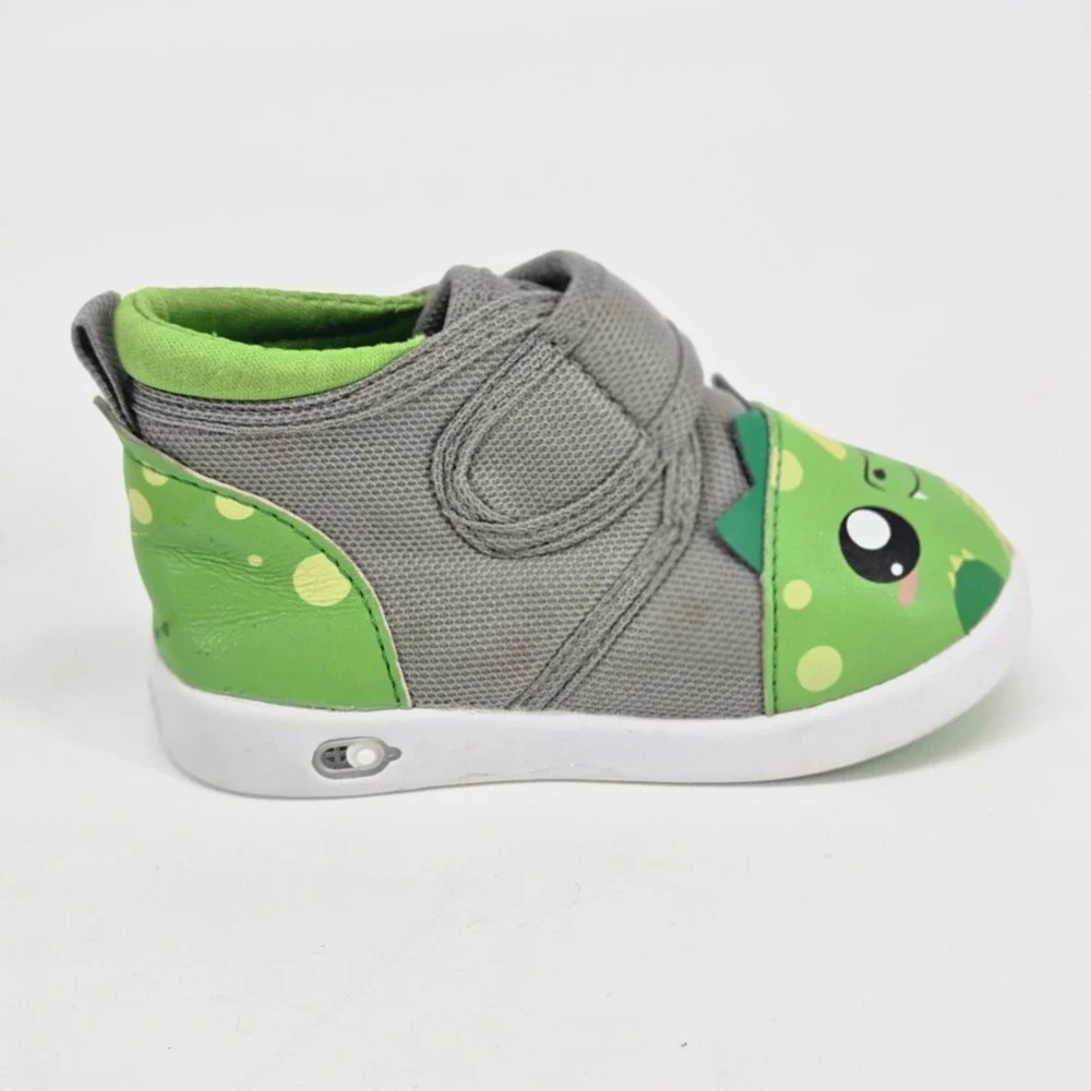 Ikiki playful kidcore