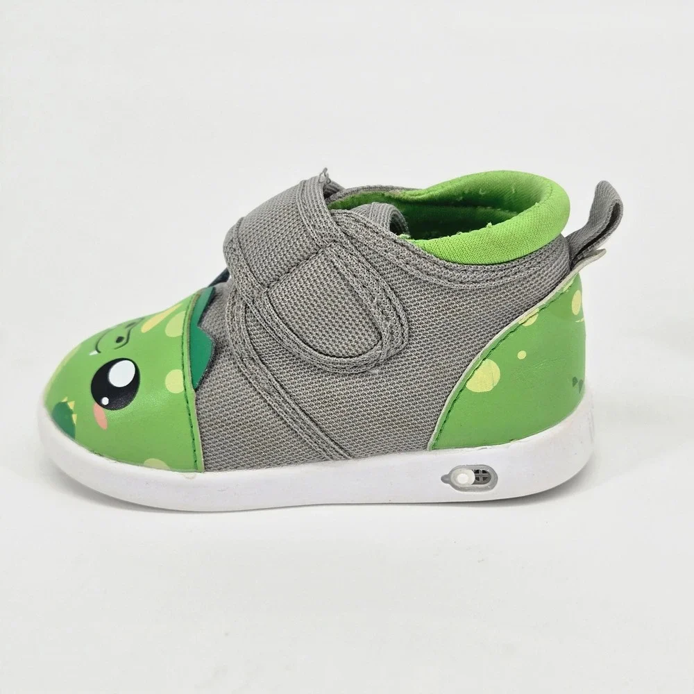 Ikiki playful kidcore