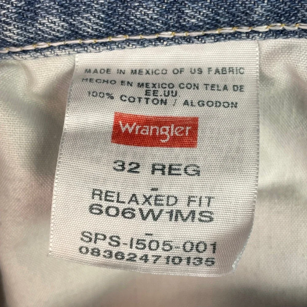 Wrangler Denim Shorts Mens 32 Blue Relaxed Fit 606W1MS Jean Shorts Casual Cotton