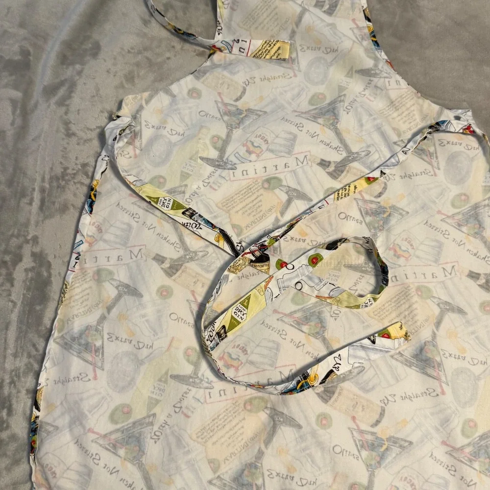 Vintage Martini Bar Apron‎ Shaken Not Stirred Now Designs USA