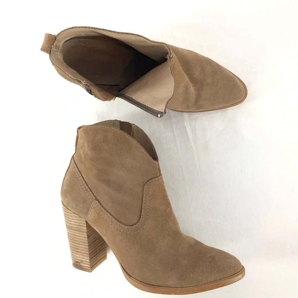 Pure Navy Suede Pointed Toe Boot in Brown Size‎ 10