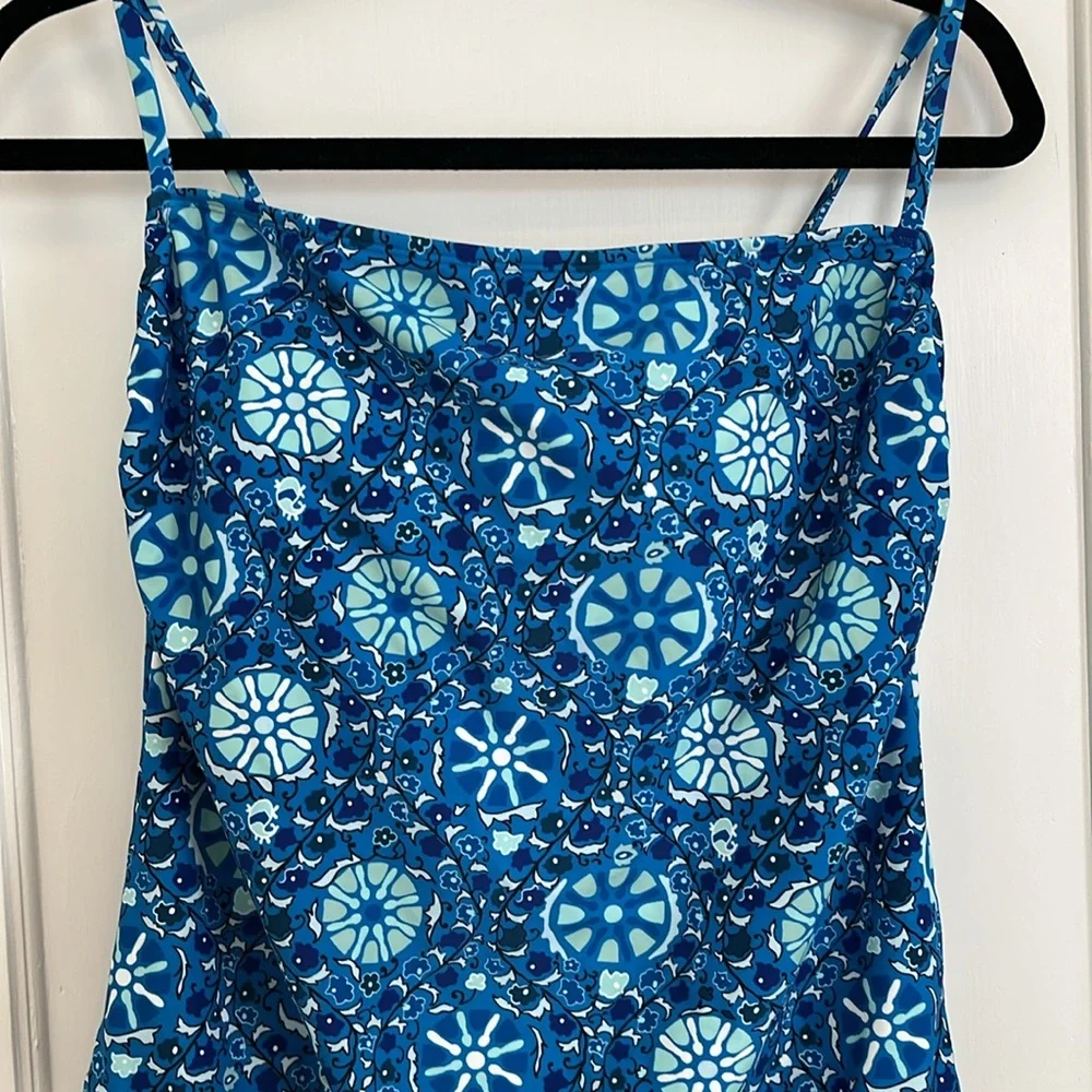 RHODE target blue