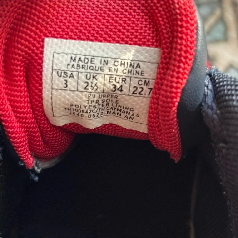 Tommy Hilfiger detail all owned