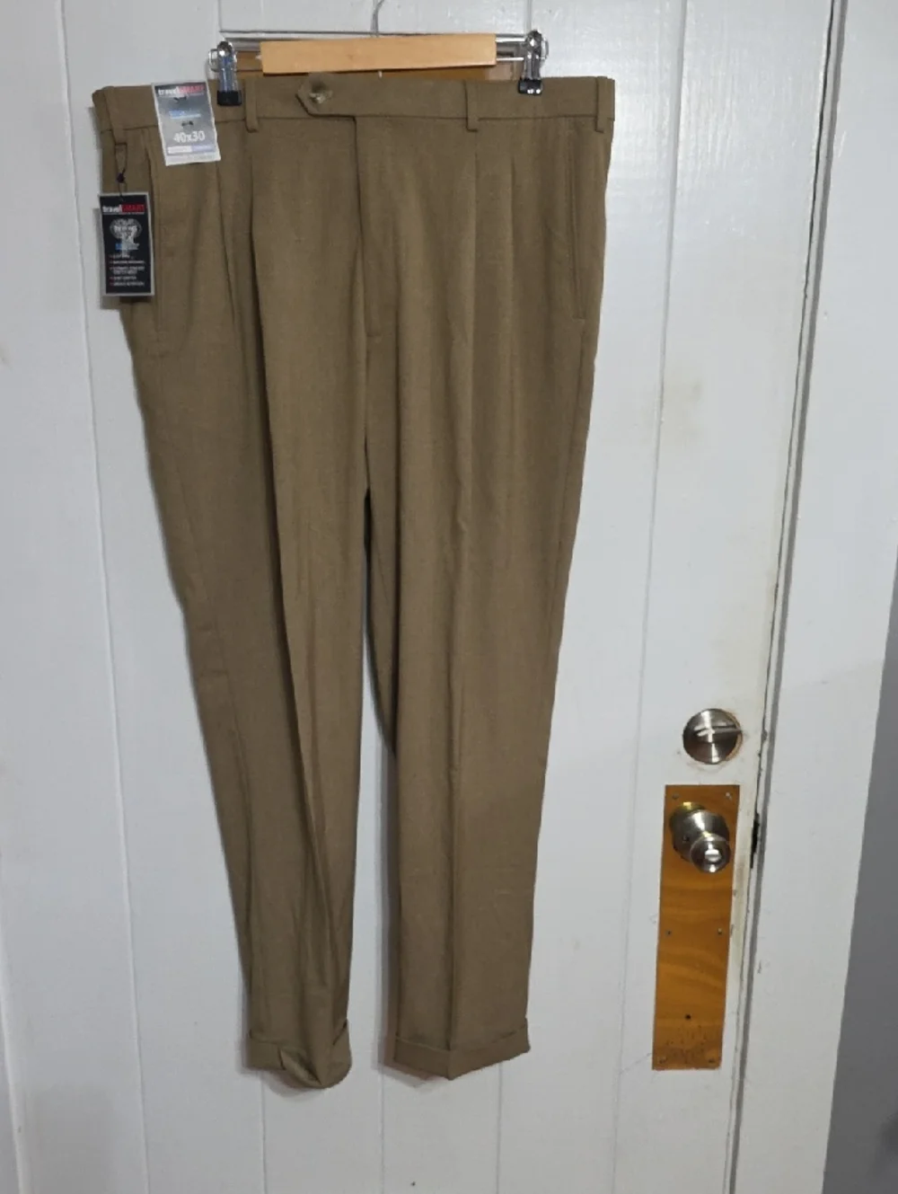 NWT Travel Smart Men's Pleated Pants Tan Cool Max Cuff Hem Stretch Comfort 40x30