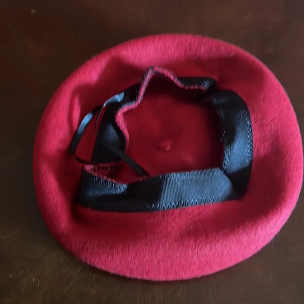 Winter Women red French‎ Beret Hat Adjustable Wool Casual Classic Hats