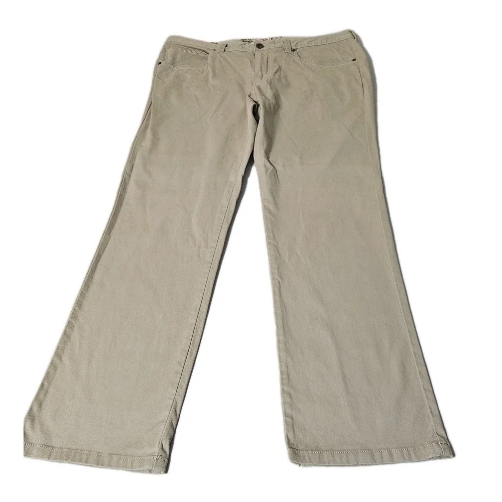 Tommy Bahama these tommy