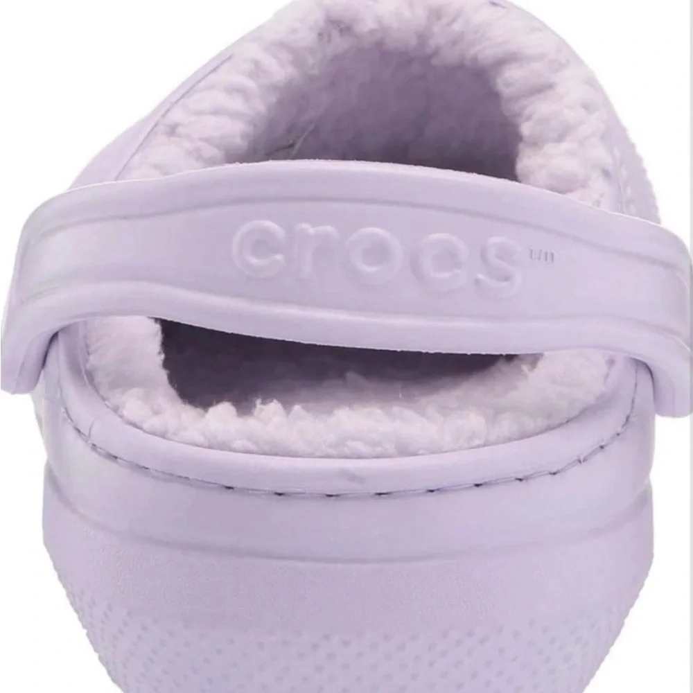 CROCS cozy cute