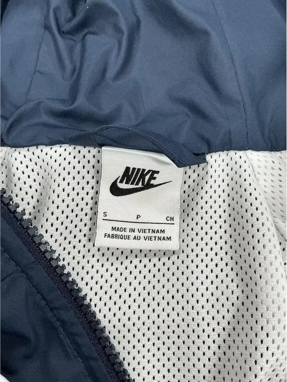 Nike windbreaker jacket