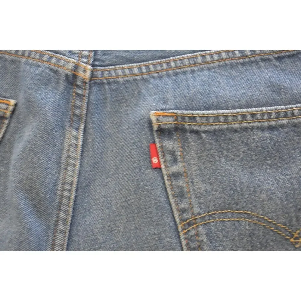 Levis color blue