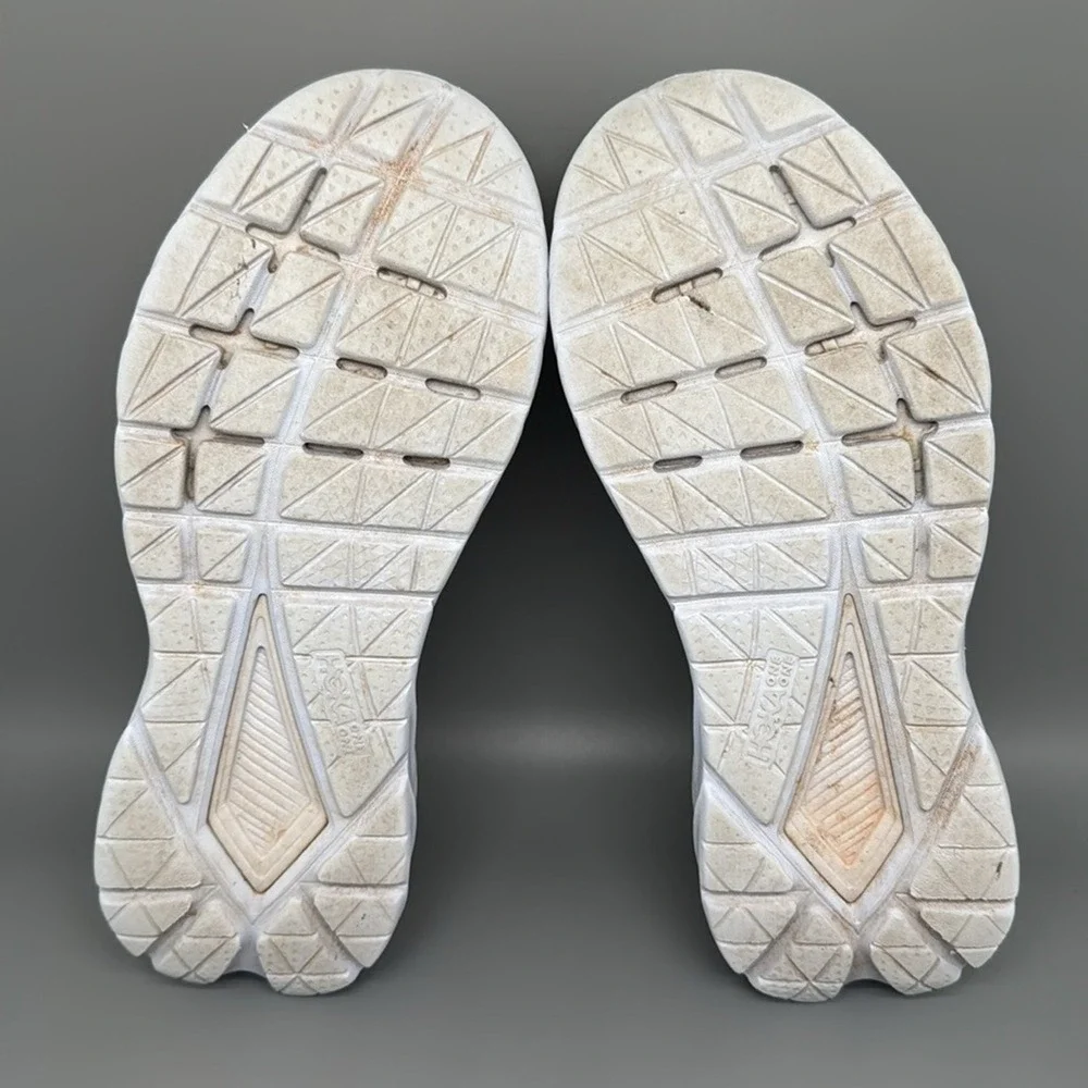 Hoka one mach