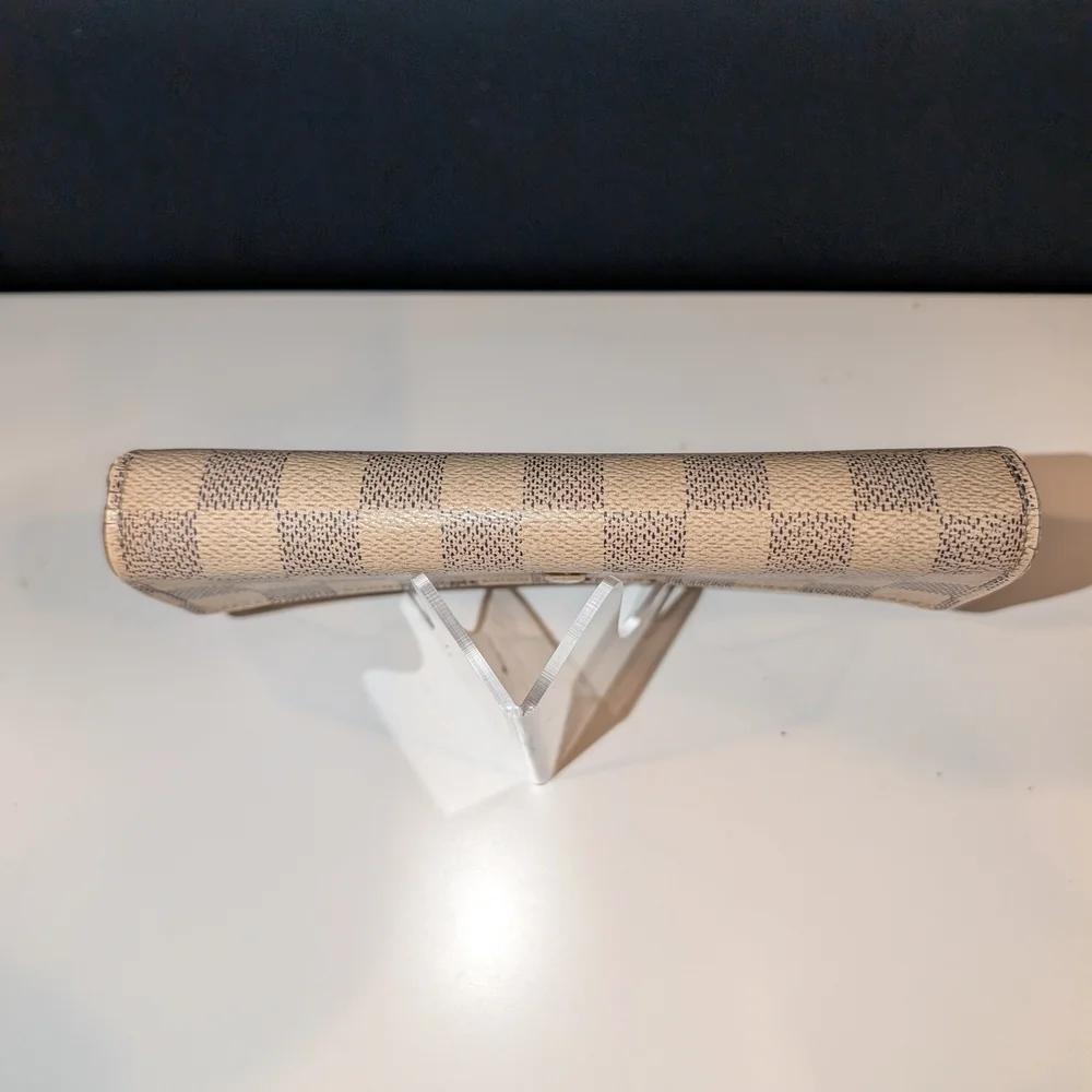 Louis Vuitton authentic louis