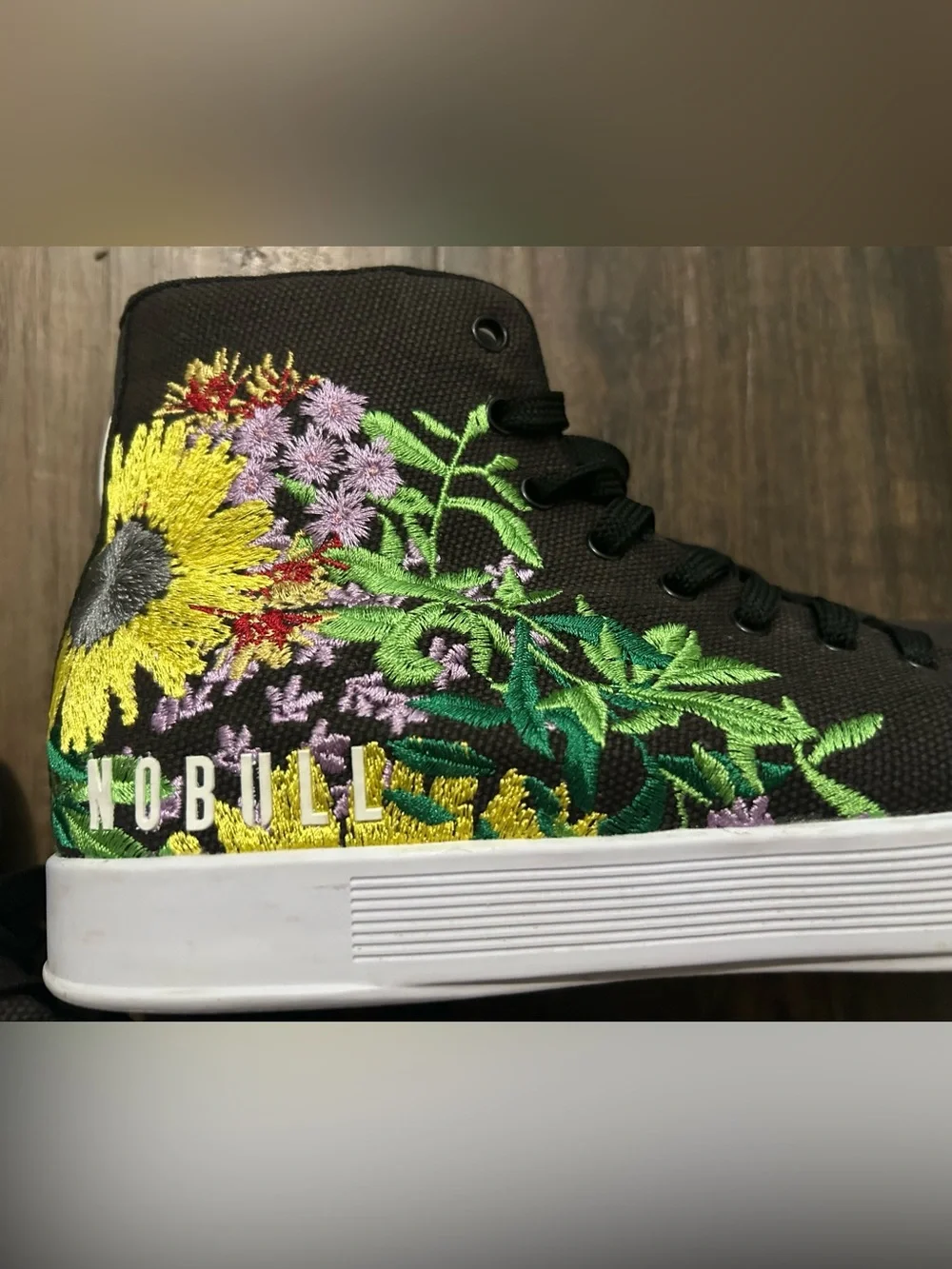 No Bull Black Canvas High-Top Sneakers with Embroidered Floral Design W6.5 / M5