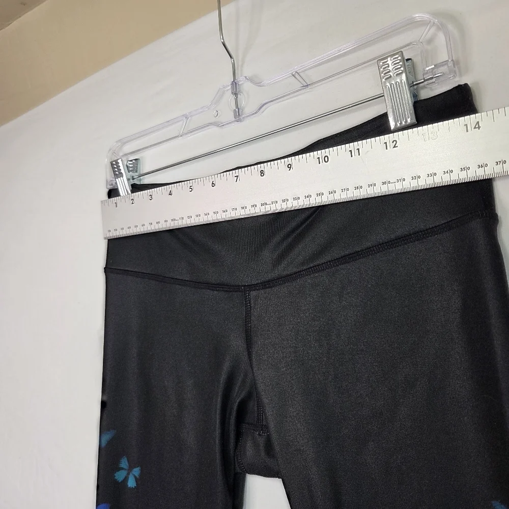ALO Yoga flaws polyester measurements