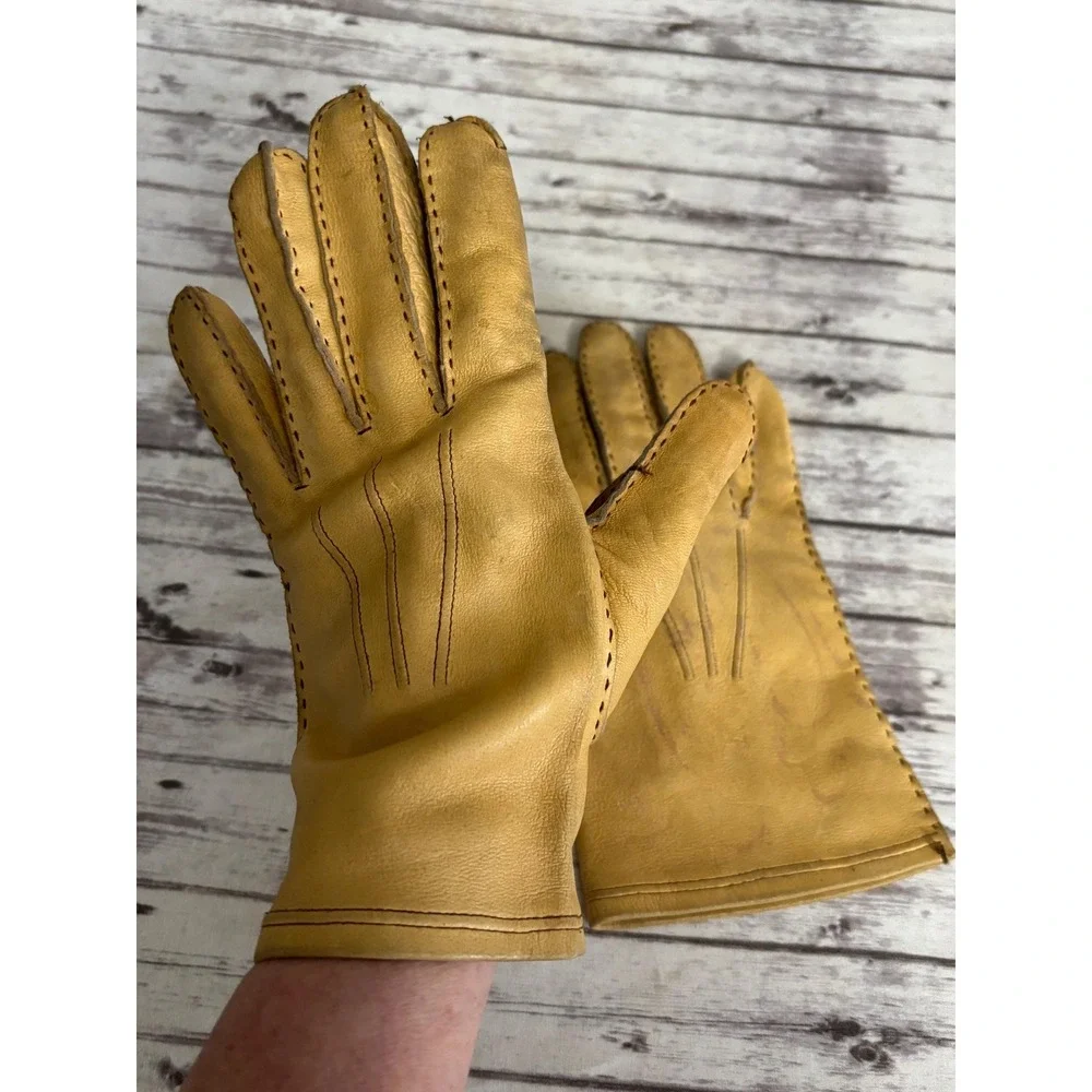 The Unbranded Brand vintage yellow