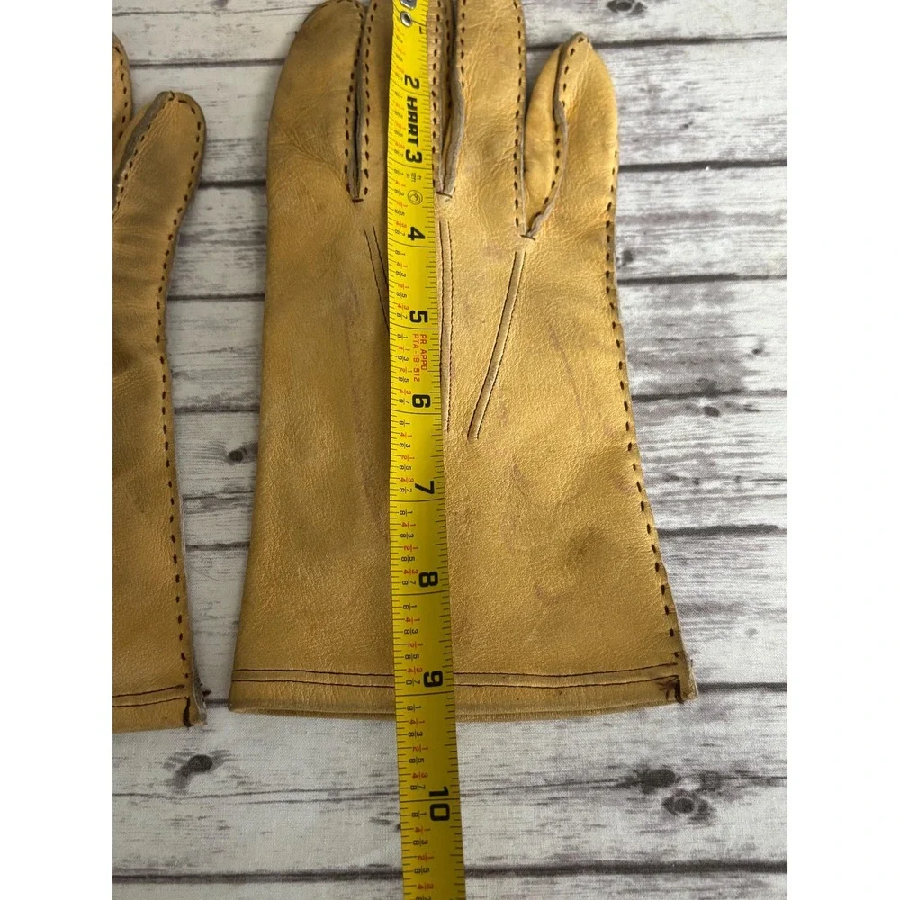 The Unbranded Brand vintage yellow