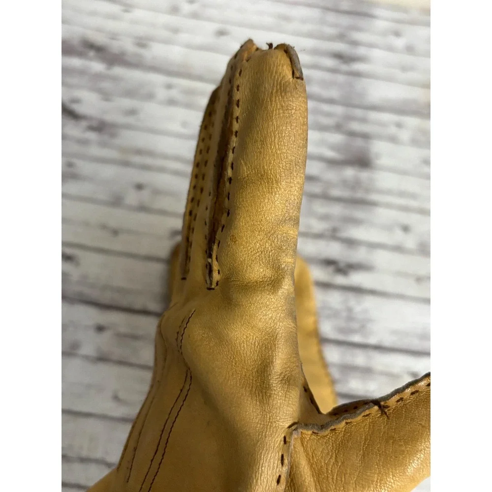 The Unbranded Brand vintage yellow