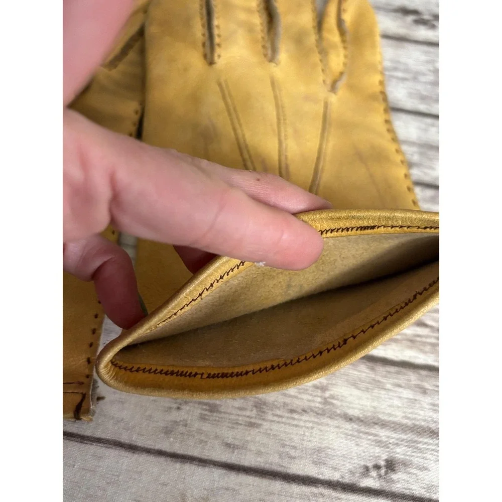 The Unbranded Brand vintage yellow
