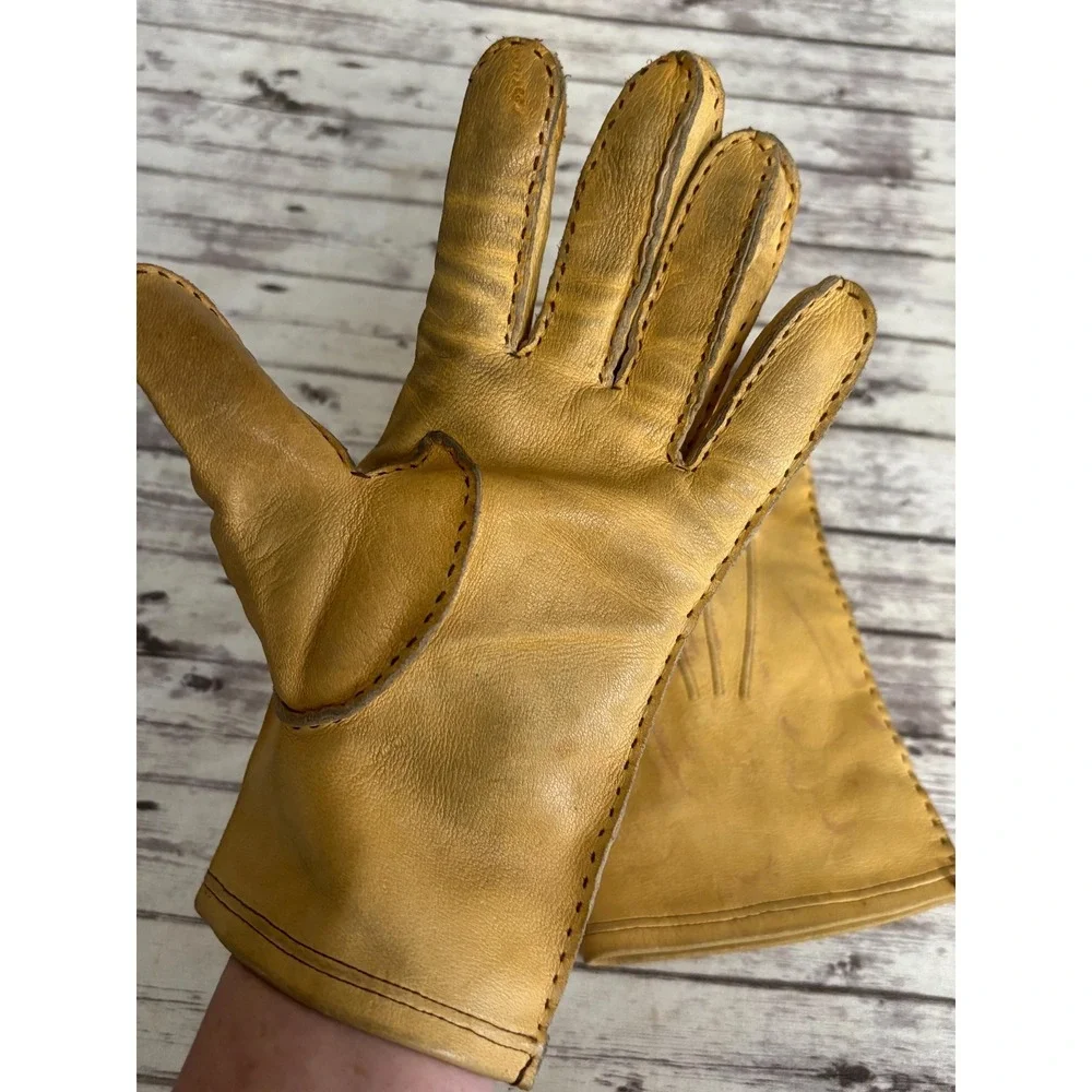 The Unbranded Brand vintage yellow