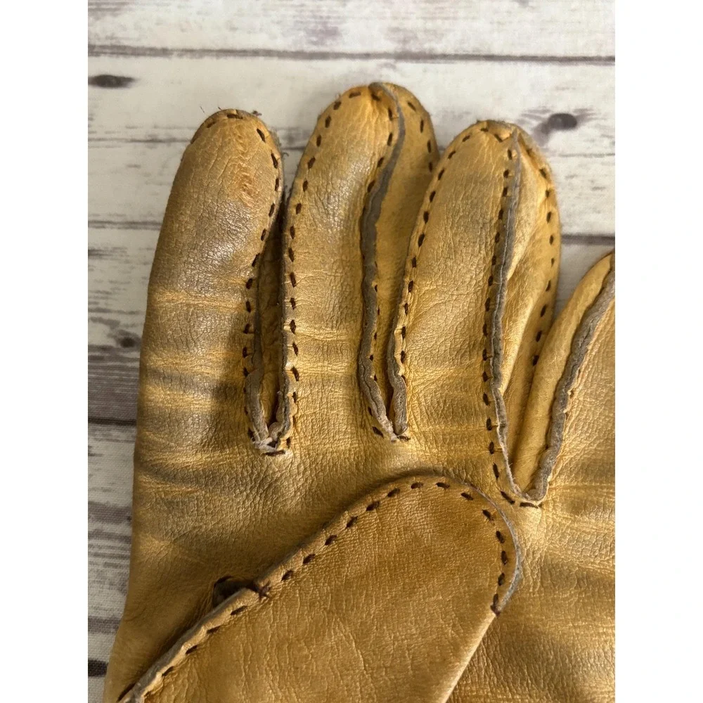 The Unbranded Brand vintage yellow