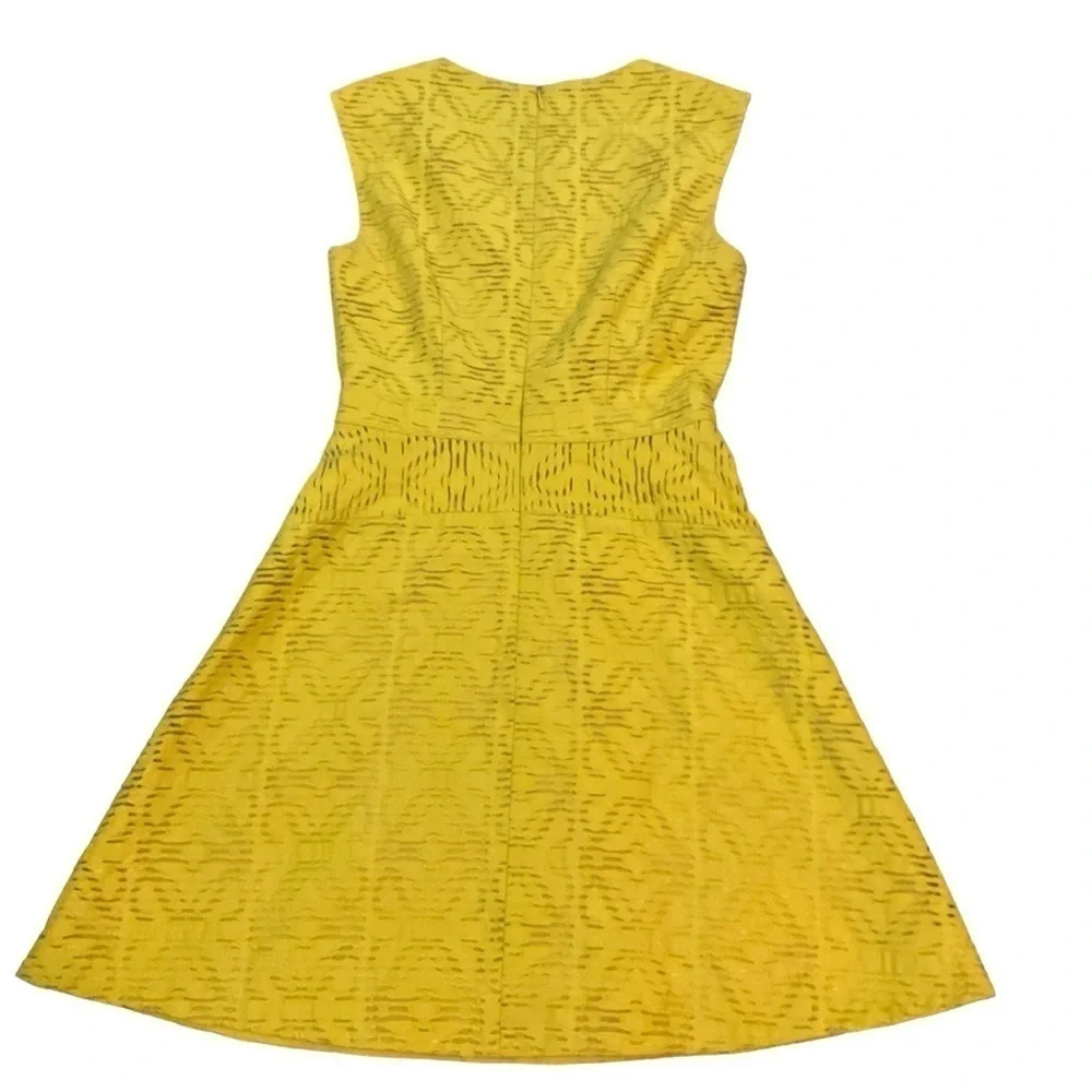 J. Crew approximate a080