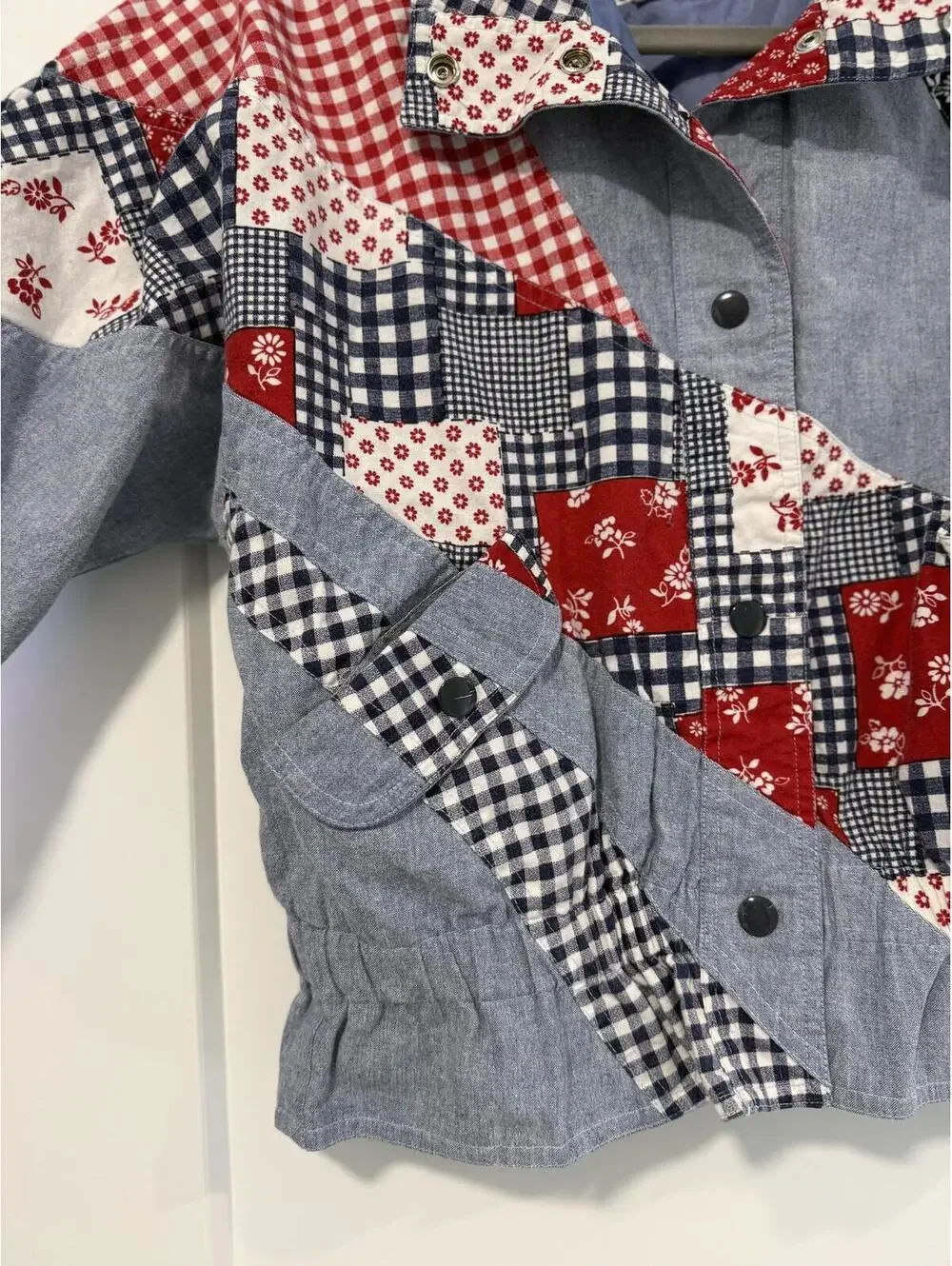 Kids Vintage 90s Patchwork Quilted Button-Up Jacket with Mixed Prints
