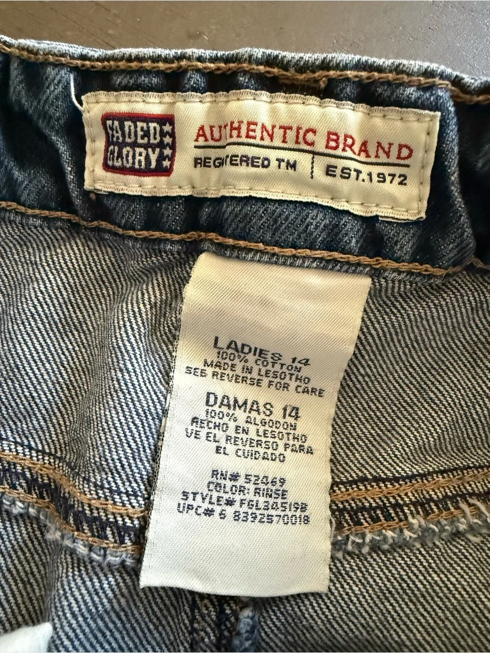 Women’s Classic Medium Wash Blue Denim Skirt Casual A-Line Size 14 Stretch