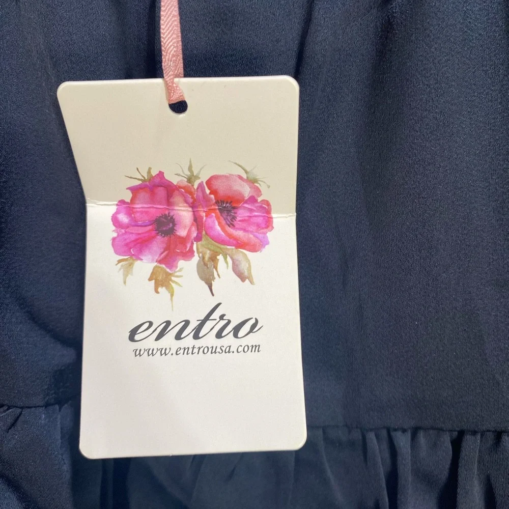 entro chic black
