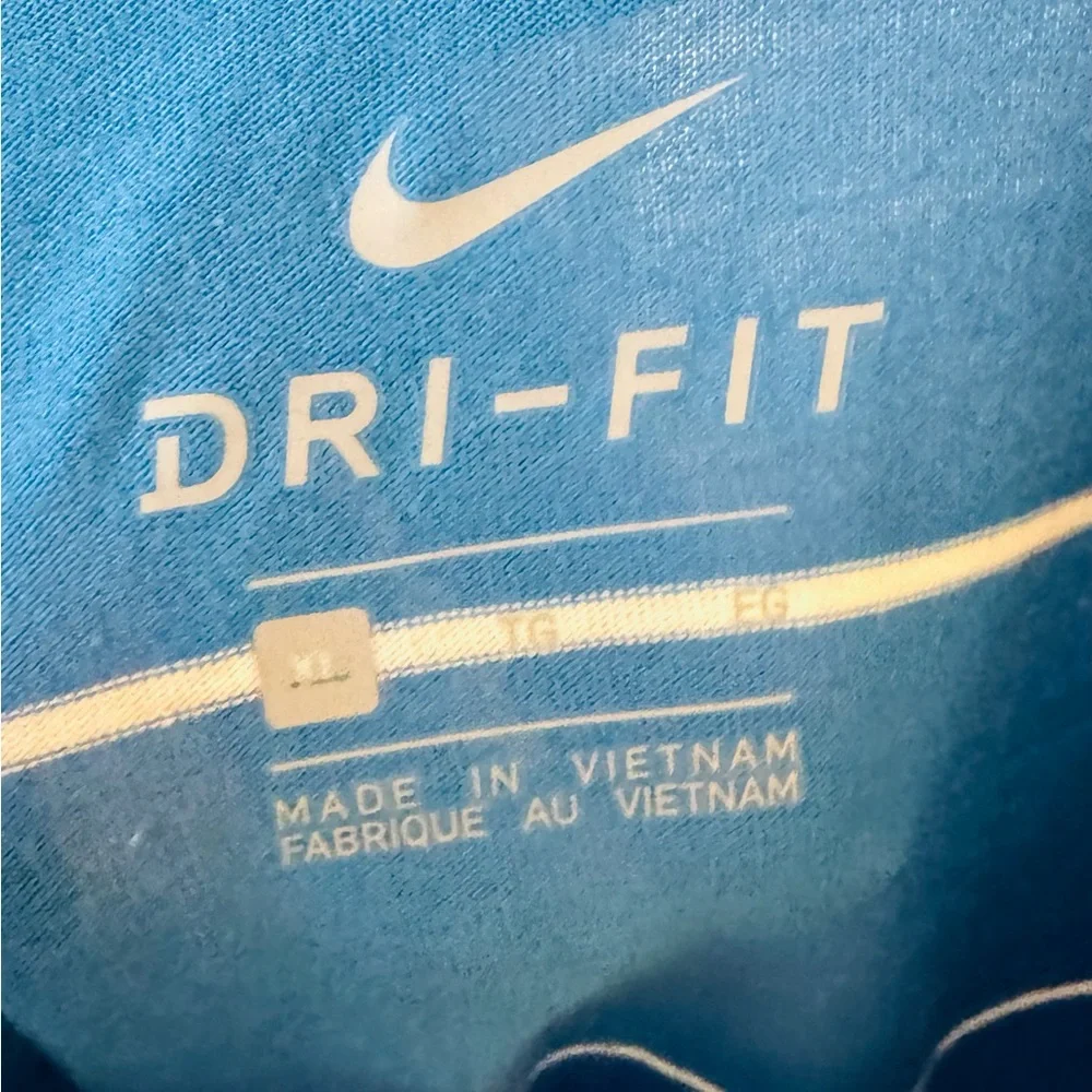 Nike nwt drifit
